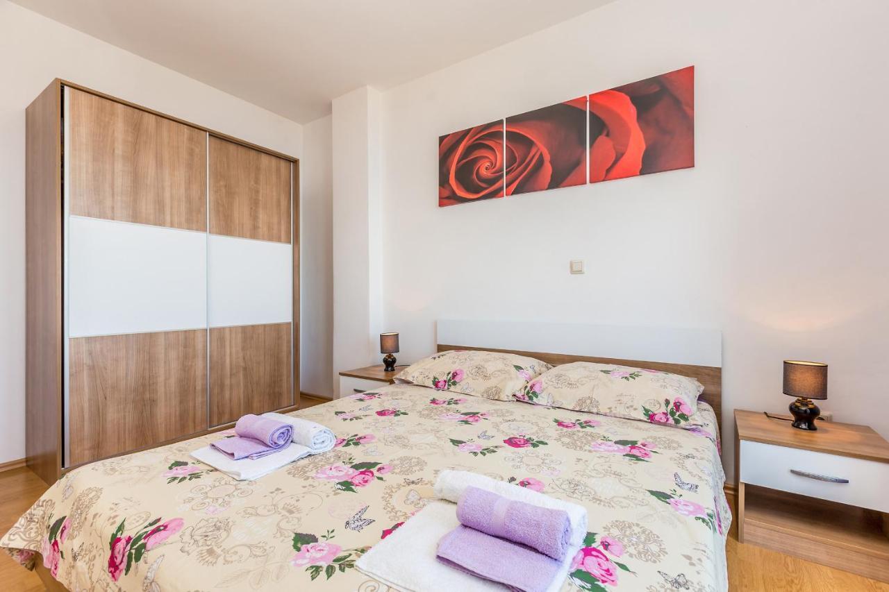 Private Accommodation Stara Baska Stara Baška Exterior foto